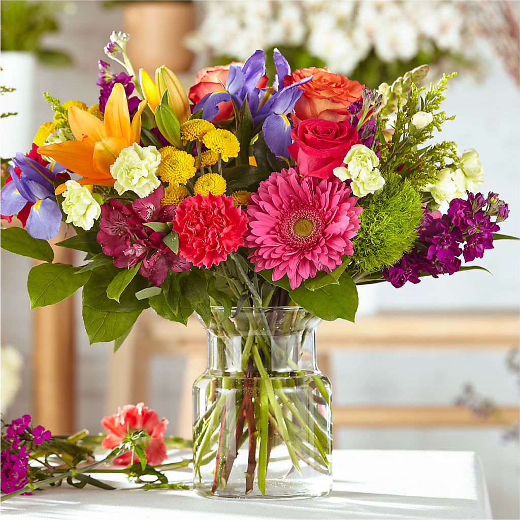 Bold & Bright – A Florist Original – HUTCHINSON'S FLOWERS INC, Sykesville MD
