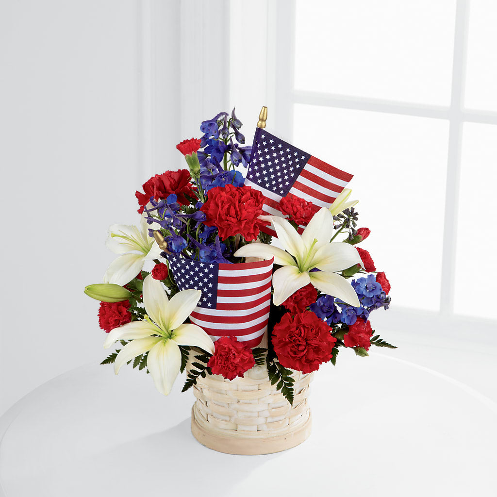 American Glory Bouquet – HUTCHINSON'S FLOWERS INC, Sykesville MD
