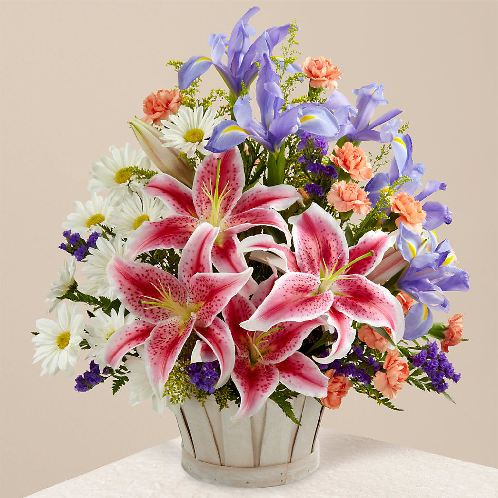 The Wondrous Nature Bouquet – HUTCHINSON'S FLOWERS INC, Sykesville MD