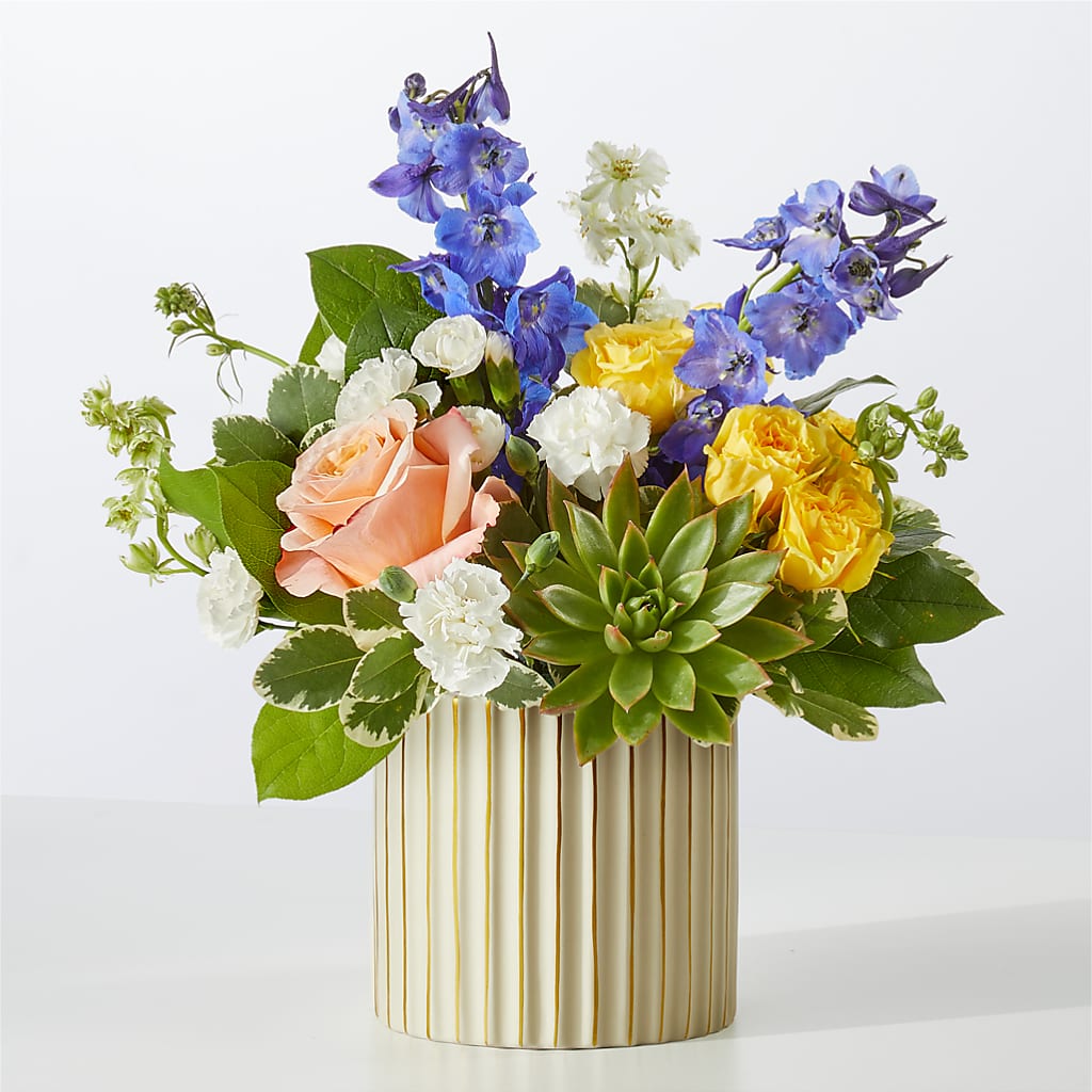 Cobalt Reverie Bouquet – HUTCHINSON'S FLOWERS INC, Sykesville MD