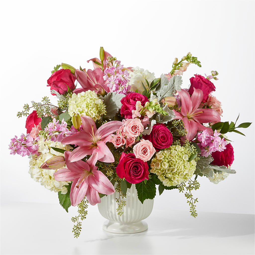 Antique Shopping Bouquet – HUTCHINSON'S FLOWERS INC, Sykesville MD