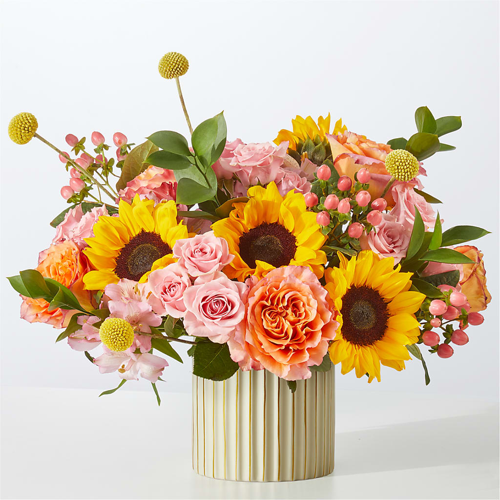 Sun's Out Bouquet – HUTCHINSON'S FLOWERS INC, Sykesville MD