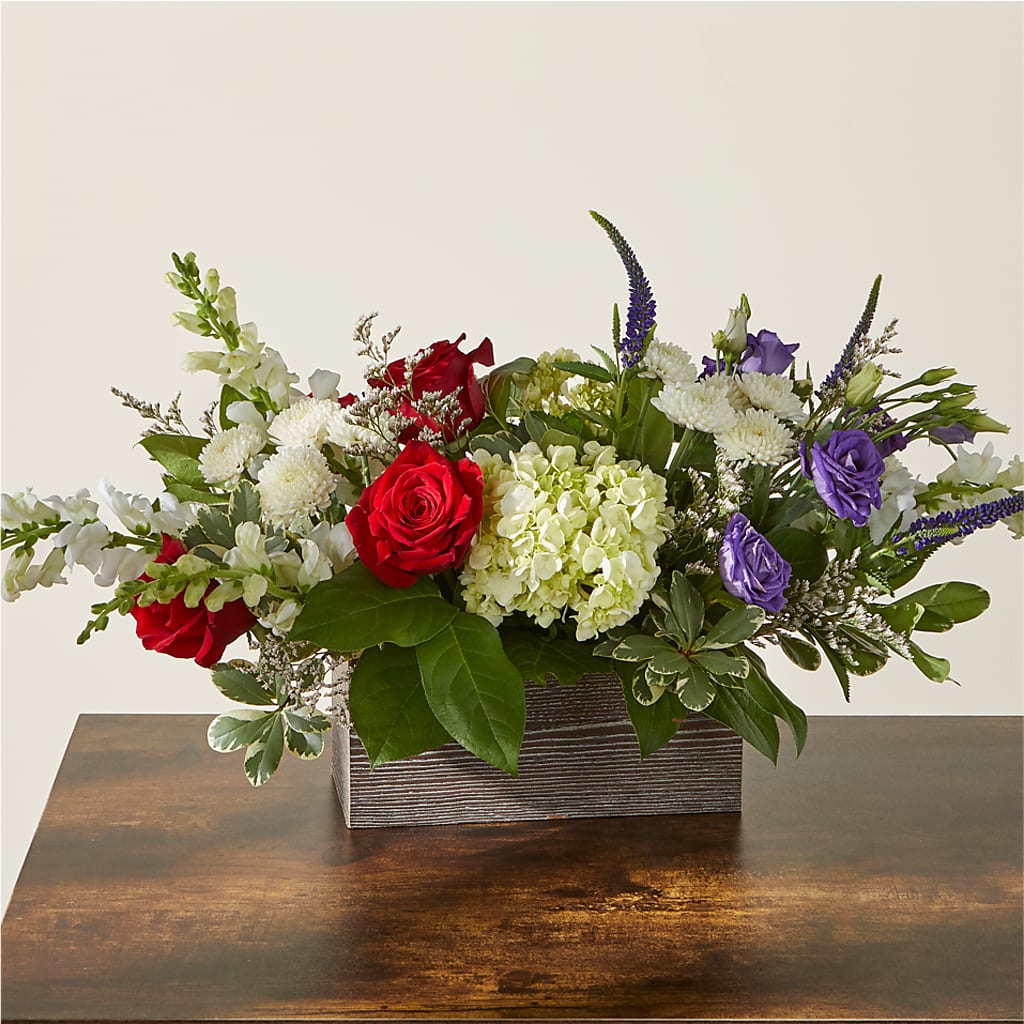 Sweet Magnolia Bouquet – HUTCHINSON'S FLOWERS INC, Sykesville MD