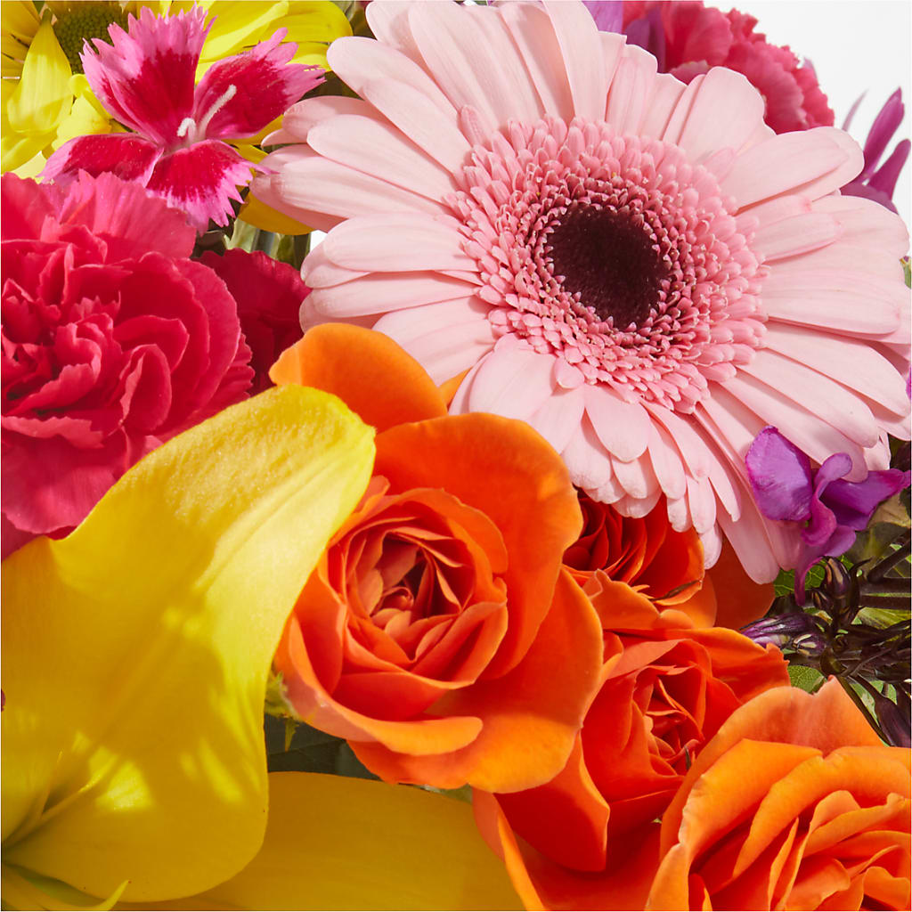 You're Invited - A Florist Original – HUTCHINSON'S FLOWERS INC, Sykesville MD