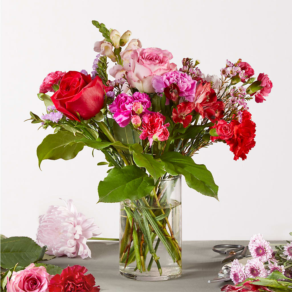 Regal Jewel – A Florist Original – HUTCHINSON'S FLOWERS INC, Sykesville MD