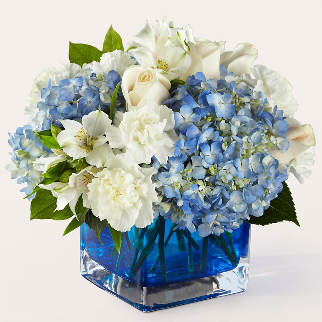 Soothing Waters Bouquet – HUTCHINSON'S FLOWERS INC, Sykesville MD