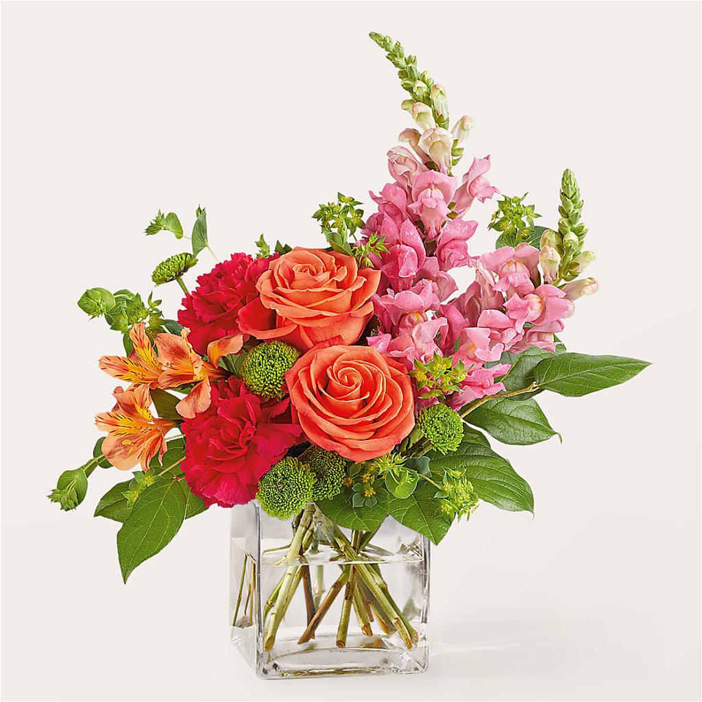 Cosmopolitan Bouquet – HUTCHINSON'S FLOWERS INC, Sykesville MD
