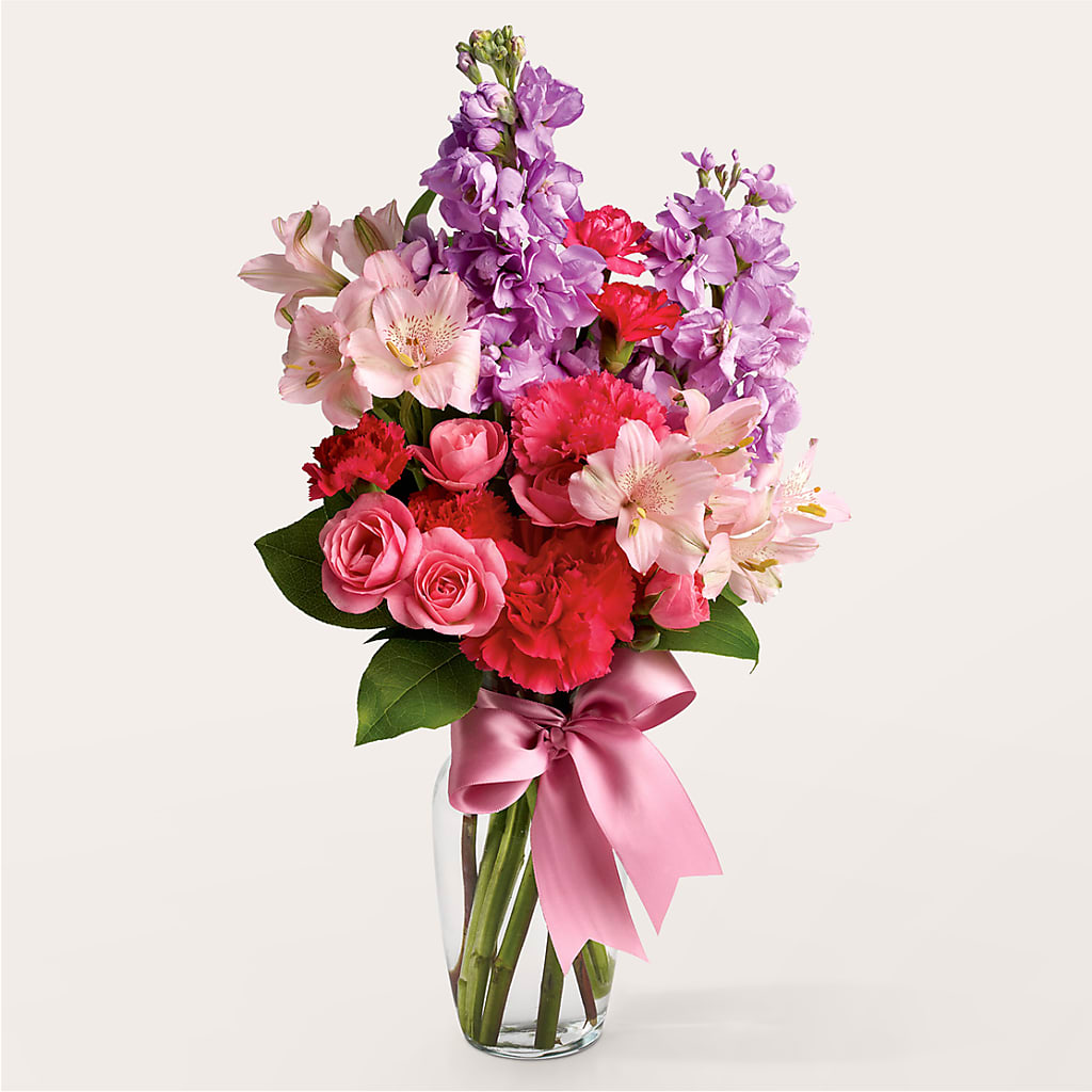 Main Character Bouquet – HUTCHINSON'S FLOWERS INC, Sykesville MD