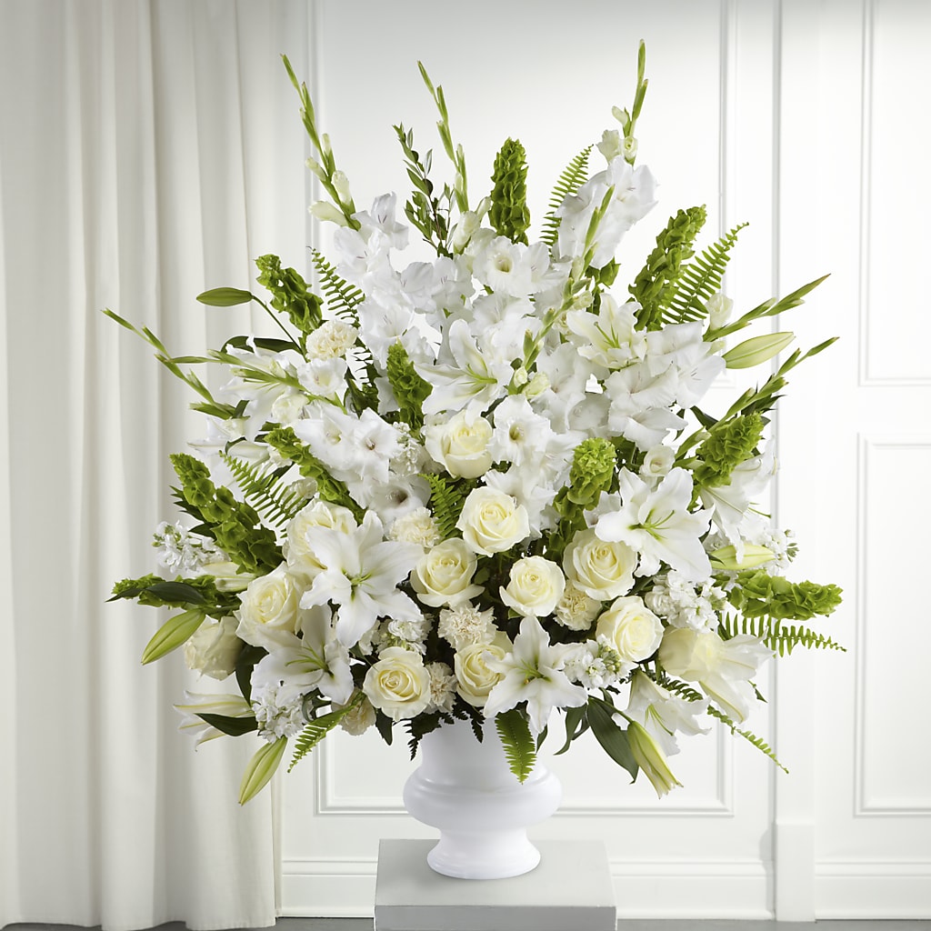 Morning Stars Arrangement – HUTCHINSON'S FLOWERS INC, Sykesville MD