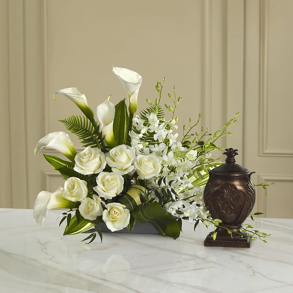 At Peace Arrangement – HUTCHINSON'S FLOWERS INC, Sykesville MD