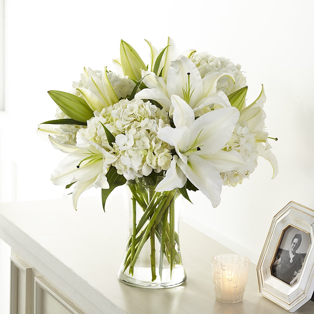 Compassionate Lily Bouquet – HUTCHINSON'S FLOWERS INC, Sykesville MD