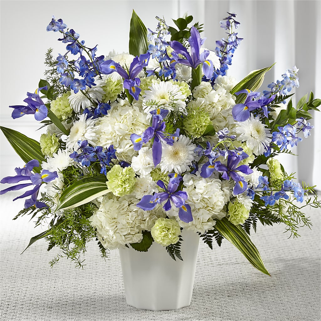 Soft Serenity Floor Basket – HUTCHINSON'S FLOWERS INC, Sykesville MD