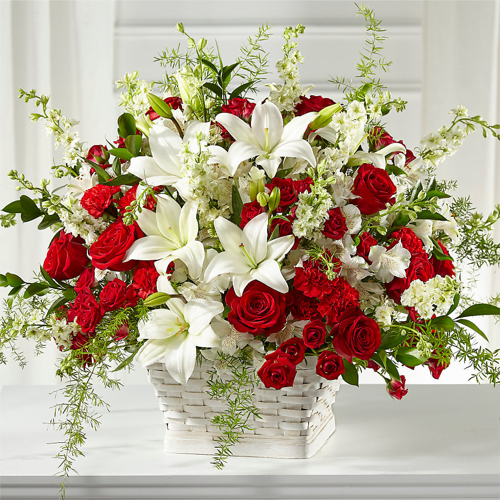 Sentiments of Love Arrangement – HUTCHINSON'S FLOWERS INC, Sykesville MD
