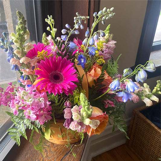 Garden of Life Basket – HUTCHINSON'S FLOWERS INC, Sykesville MD