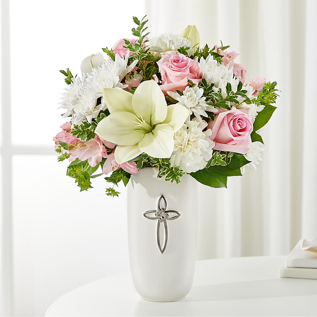 Kindly Devoted Bouquet – HUTCHINSON'S FLOWERS INC, Sykesville MD