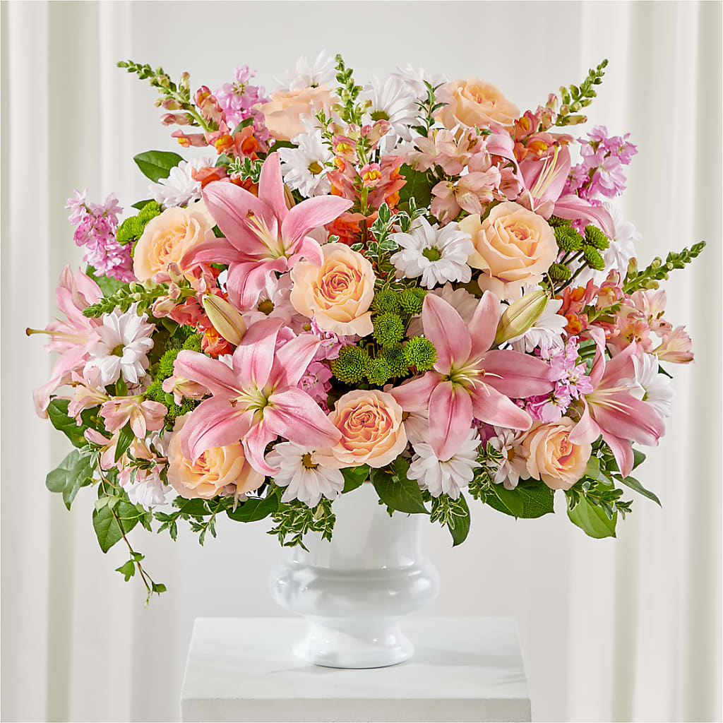 Heartfelt Gesture Urn Arrangement – HUTCHINSON'S FLOWERS INC, Sykesville MD