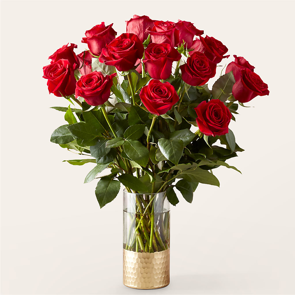Classic Love Red Rose Bouquet – HUTCHINSON'S FLOWERS INC, Sykesville MD