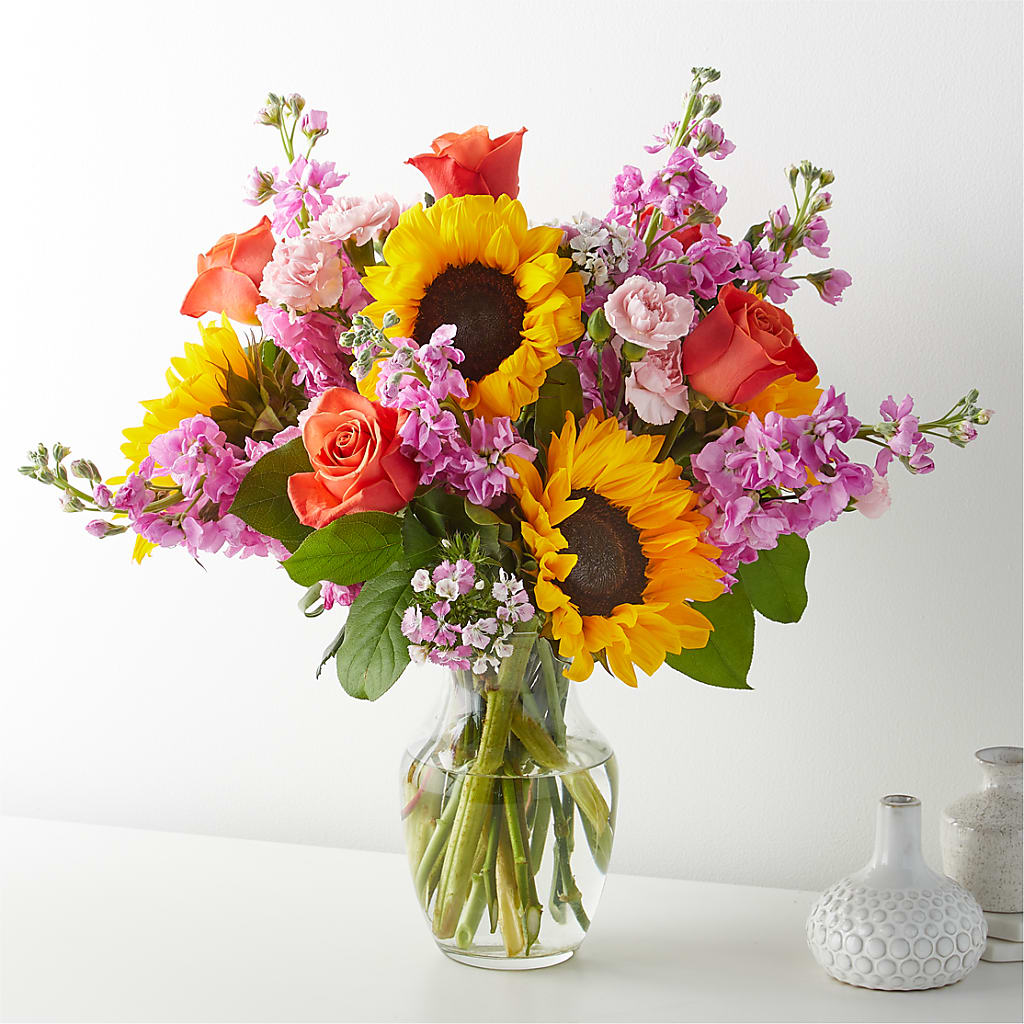 Yellow Brick Road Bouquet – HUTCHINSON'S FLOWERS INC, Sykesville MD