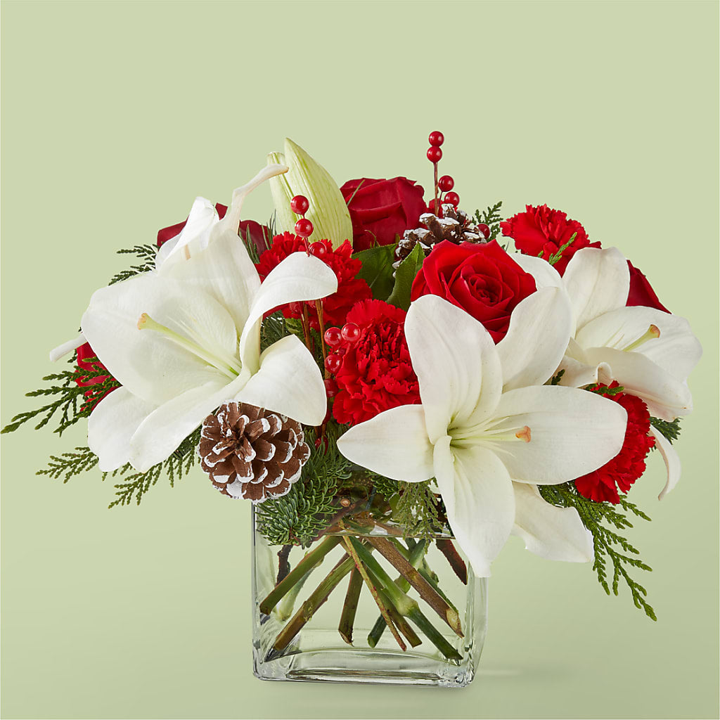 Glistening Icicles Bouquet – HUTCHINSON'S FLOWERS INC, Sykesville MD