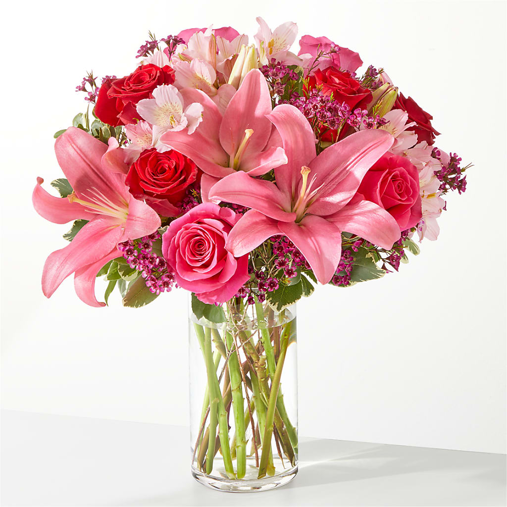 Lucky in Love Bouquet – HUTCHINSON'S FLOWERS INC, Sykesville MD