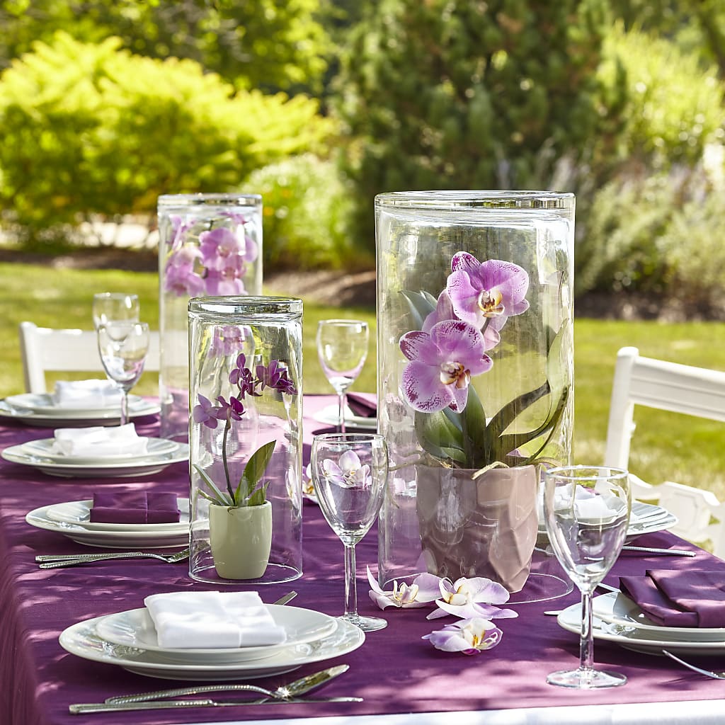 Dramatic Garden Centerpiece – HUTCHINSON'S FLOWERS INC, Sykesville MD