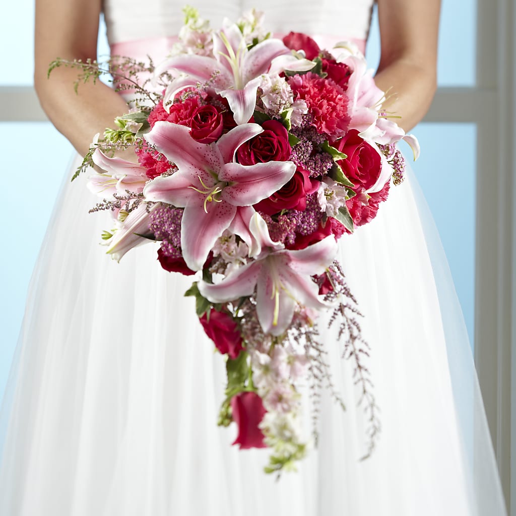 Lily & Rose Bouquet – HUTCHINSON'S FLOWERS INC, Sykesville MD