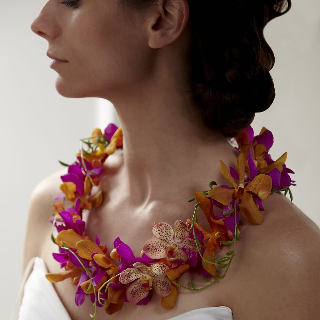 My Sweet Love Floral Necklace – HUTCHINSON'S FLOWERS INC, Sykesville MD