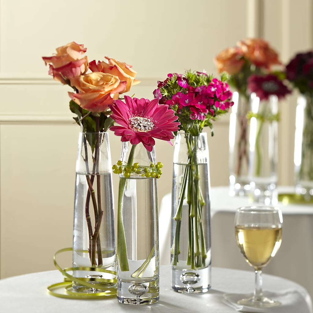 Sparkling Toast Centerpiece – HUTCHINSON'S FLOWERS INC, Sykesville MD