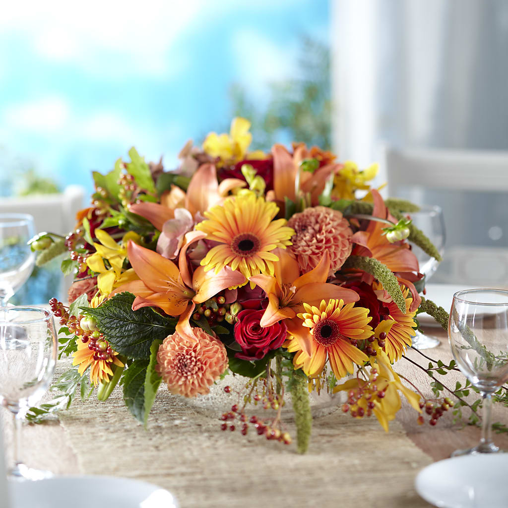 One and Only Centerpiece – HUTCHINSON'S FLOWERS INC, Sykesville MD