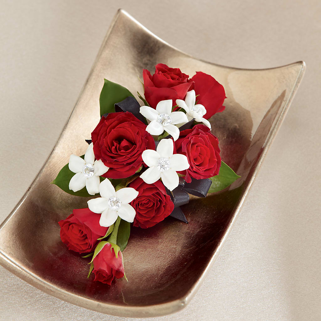 Poetry Corsage – HUTCHINSON'S FLOWERS INC, Sykesville MD