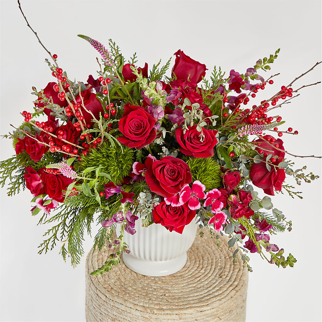 Big Red Bow Bouquet – HUTCHINSON'S FLOWERS INC, Sykesville MD