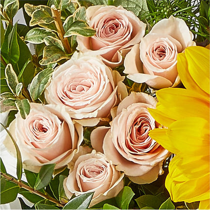 The Good Life Bouquet – HUTCHINSON'S FLOWERS INC, Sykesville MD