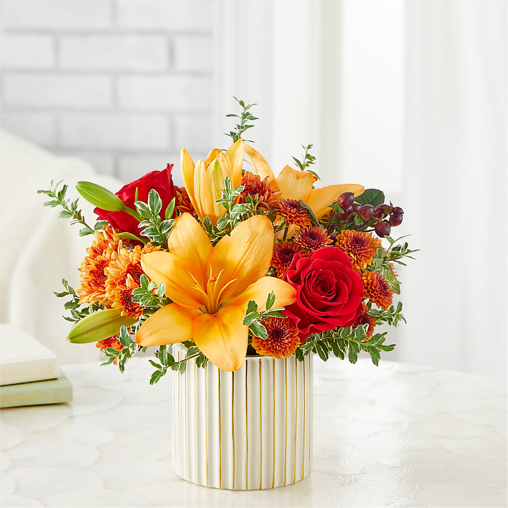 Scarlet Skies Bouquet – HUTCHINSON'S FLOWERS INC, Sykesville MD