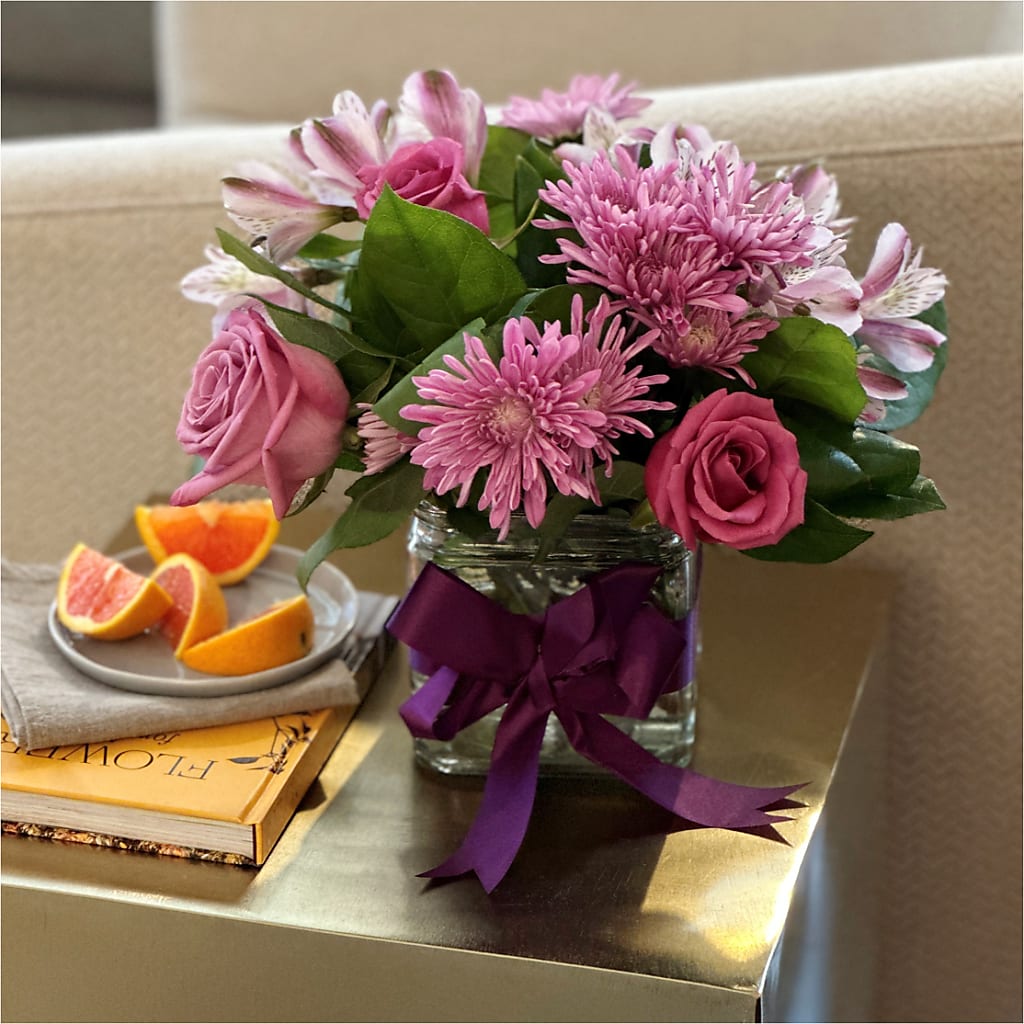 Sugarplum Bouquet – HUTCHINSON'S FLOWERS INC, Sykesville MD