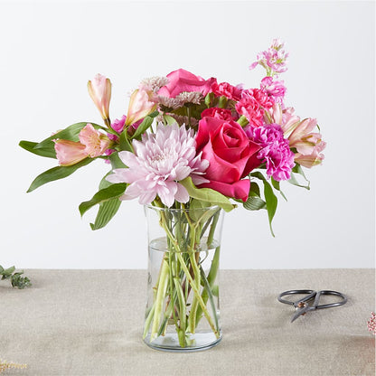 Pink Ribbon - A Florist Original – HUTCHINSON'S FLOWERS INC, Sykesville MD