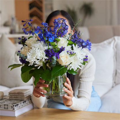 Cerulean Waves Bouquet – HUTCHINSON'S FLOWERS INC, Sykesville MD