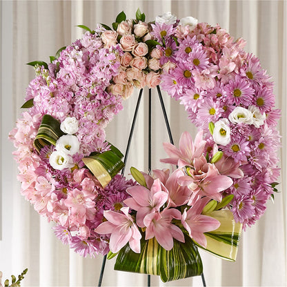 Gift of Warmth Wreath – HUTCHINSON'S FLOWERS INC, Sykesville MD