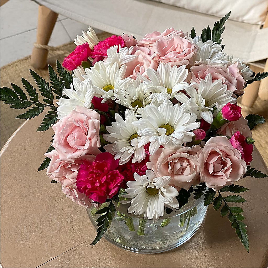 Sweet Surprises® Bouquet – HUTCHINSON'S FLOWERS INC, Sykesville MD