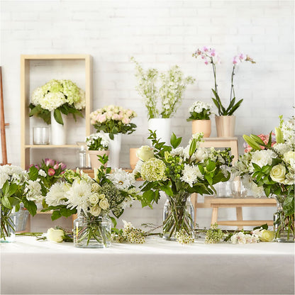 Classic Ivory – A Florist Original – HUTCHINSON'S FLOWERS INC, Sykesville MD