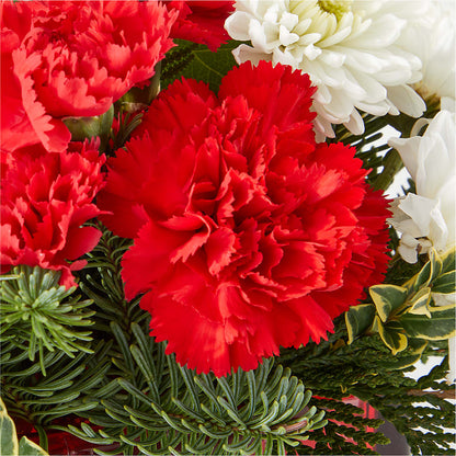 Christmas Market Bouquet – HUTCHINSON'S FLOWERS INC, Sykesville MD
