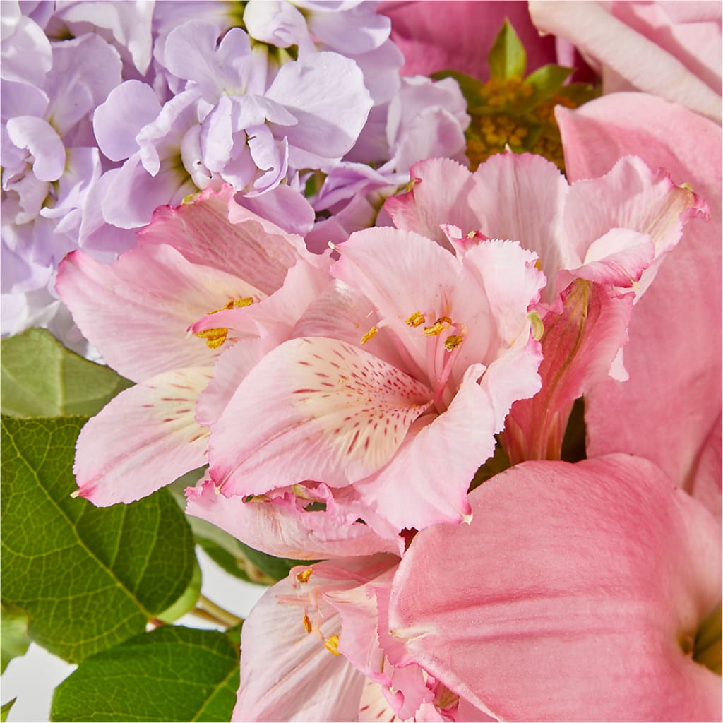 The Crown Jewel Bouquet – HUTCHINSON'S FLOWERS INC, Sykesville MD