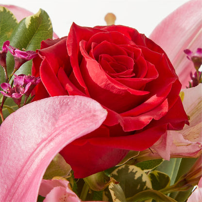 Lucky in Love Bouquet – HUTCHINSON'S FLOWERS INC, Sykesville MD