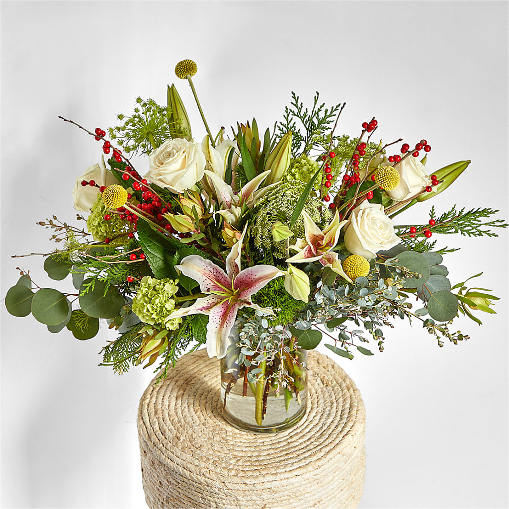 Berry & Bright Bouquet – HUTCHINSON'S FLOWERS INC, Sykesville MD