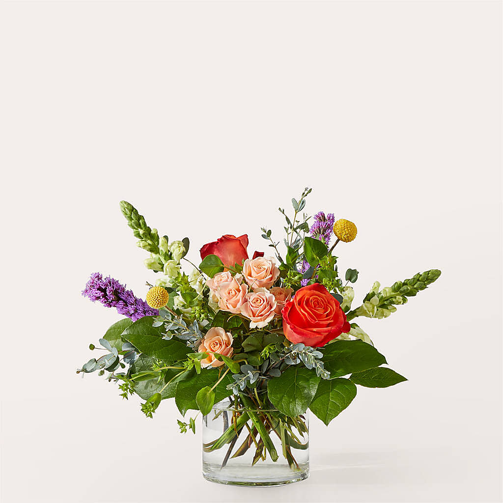 The Standout Bouquet – HUTCHINSON'S FLOWERS INC, Sykesville MD