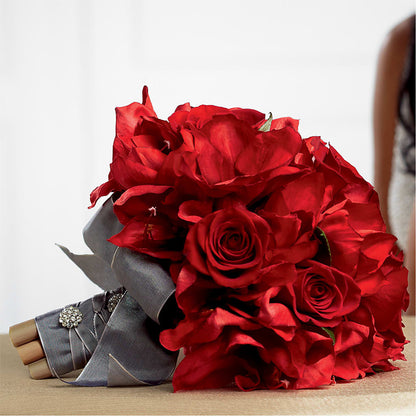 Heart's Happiness Bouquet – HUTCHINSON'S FLOWERS INC, Sykesville MD